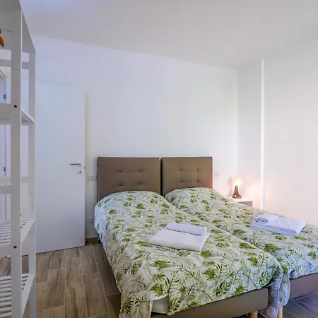 Residenza Luna Lägenhet Stresa